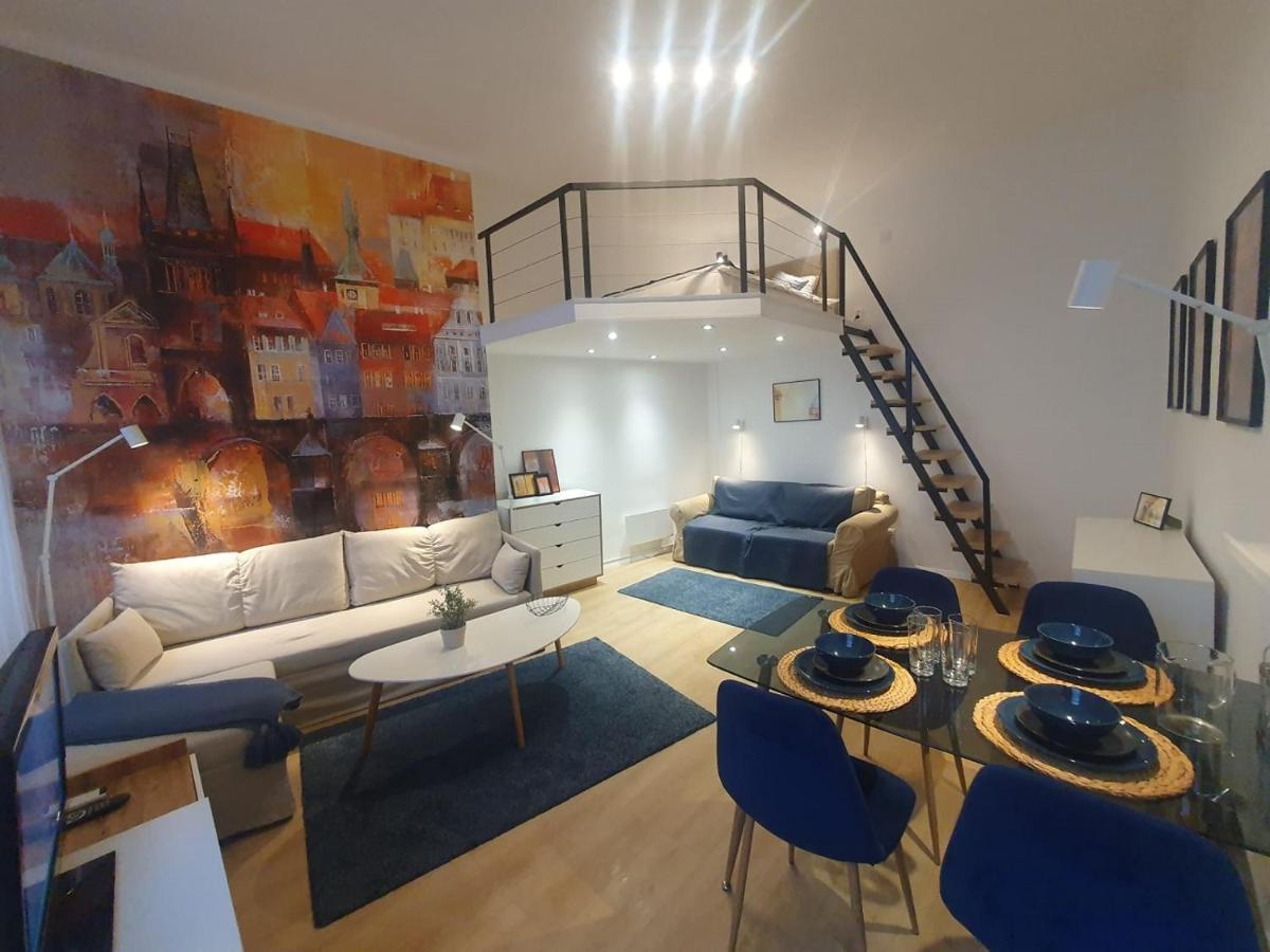 Petofi Apartment With Air Condition Boedapest Buitenkant foto